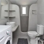 The Local House * Парос
