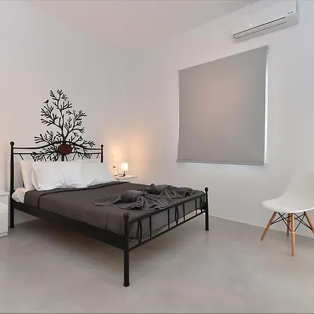 The Local House Apartment Parikia (Paros)